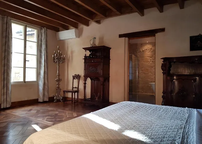 Renaissance Villa Flaujagues