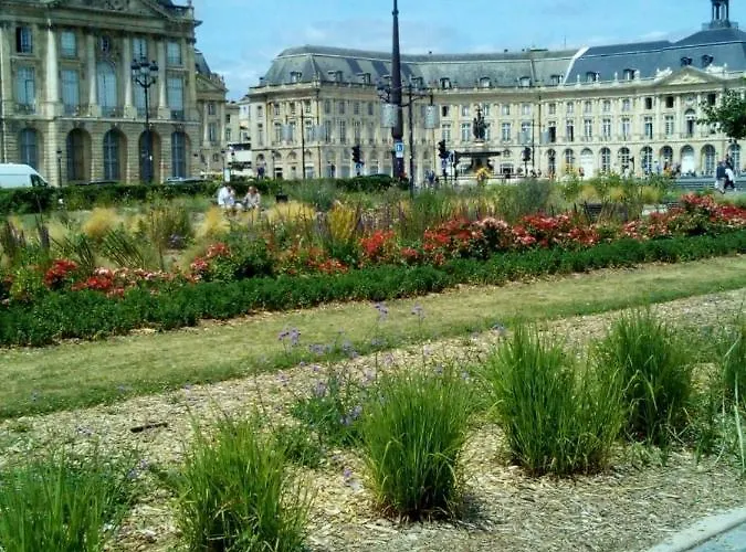 Villa Renaissance Flaujagues